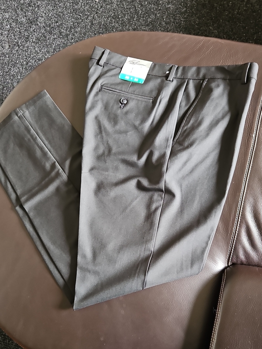 NWT Size 38x34 GREG NORMAN Men's Ultimate Classic Travel Pant Black